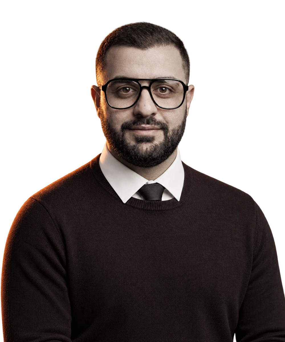 م.فارس ثلجي، صورة بإضاءة استوديو وخلفية شفافة